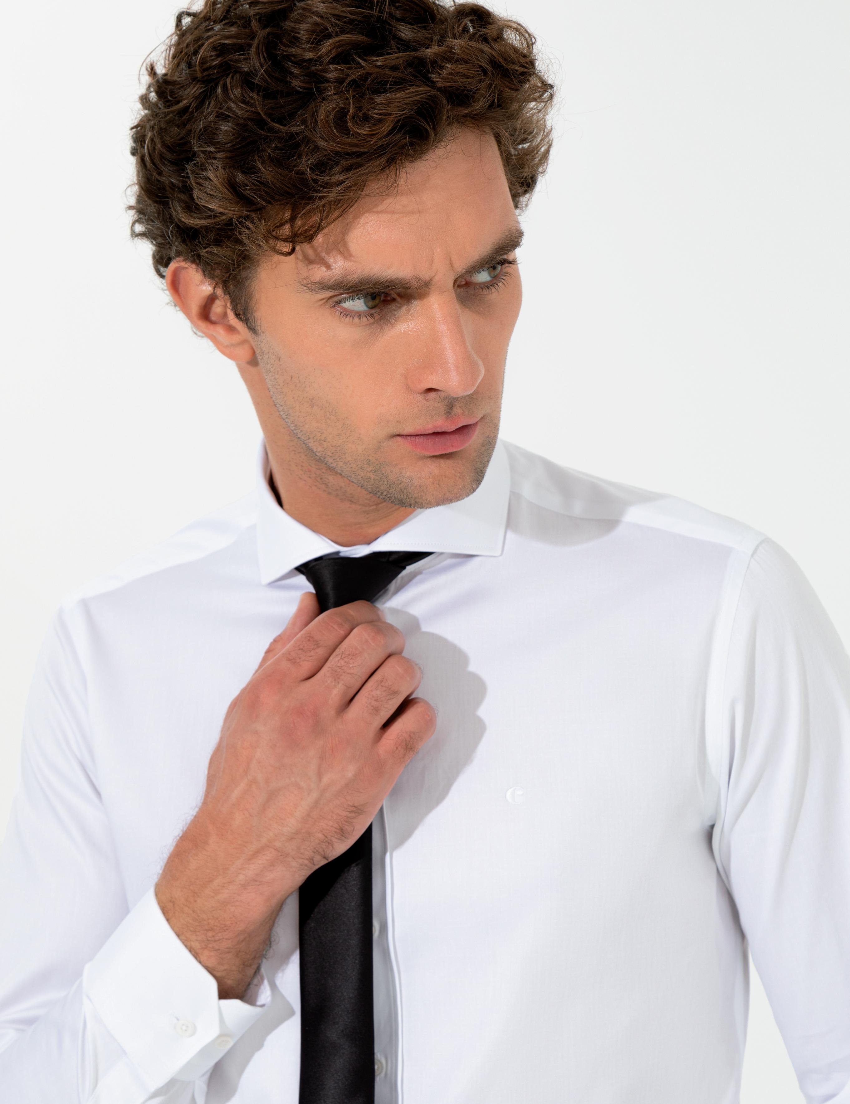 Beyaz Modern Fit Uzun Kollu Basic Gömlek - 50261221009